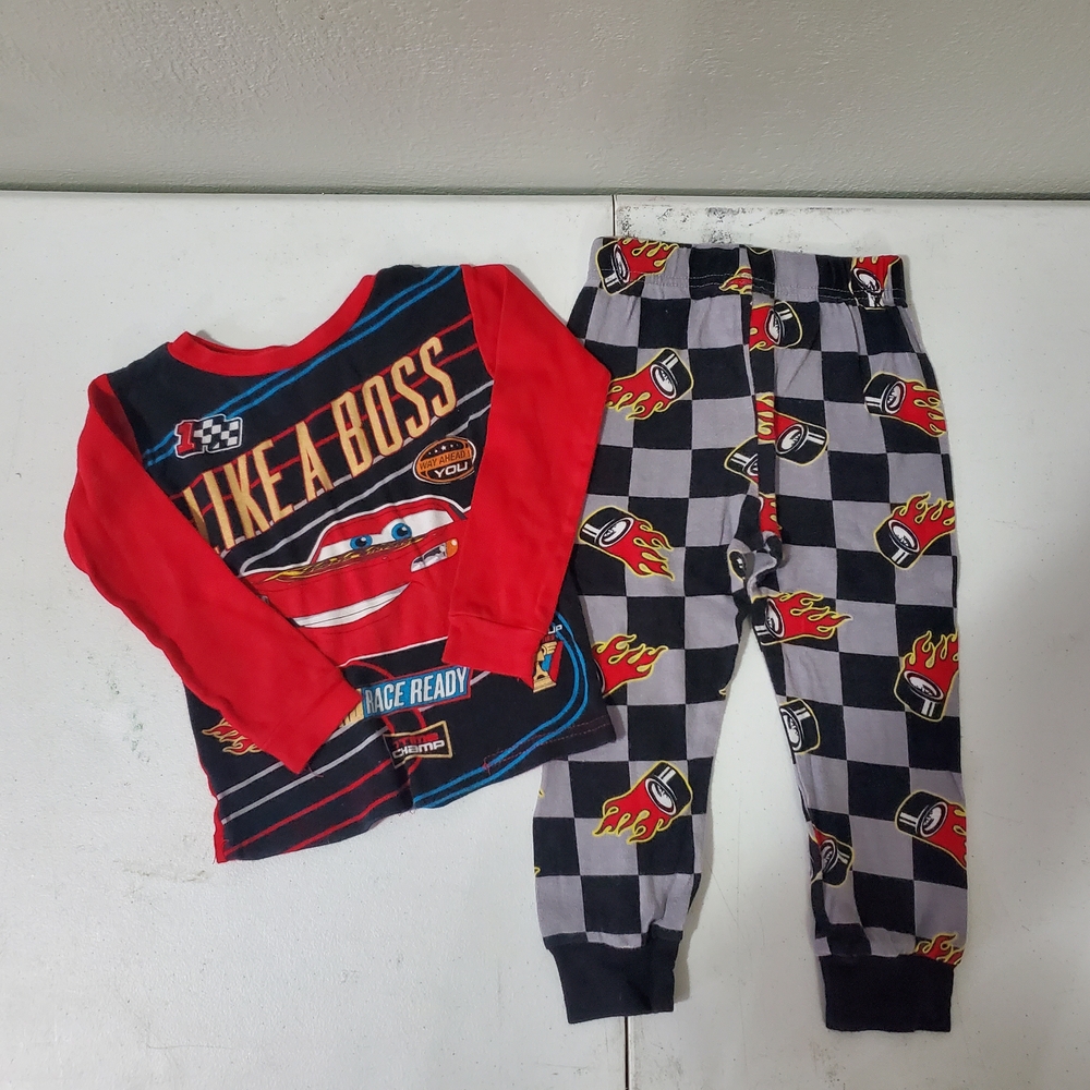 Boys' Gray and Black Disney Pixar Cars Pajama Set